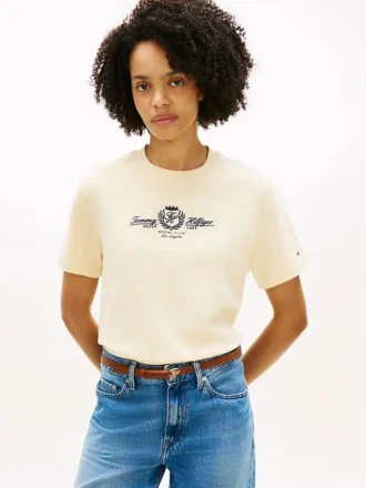T-shirt com logótipo bordado do clube