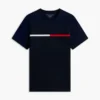 T-shirt com logótipo da bandeira bordado T-shirt com logótipo da bandeira bordado