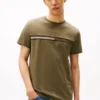 T-shirt com logótipo da bandeira em tons T-shirt com logótipo da bandeira em tons