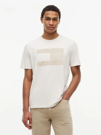 T-shirt com logótipo da bandeira em tons