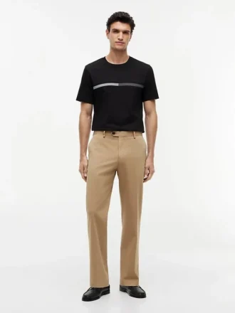 T-shirt com logótipo da bandeira em tons