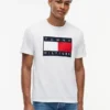 T-shirt com logótipo de bandeira grande T-shirt com logótipo de bandeira grande