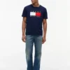 T-shirt com logótipo de bandeira grande T-shirt com logótipo de bandeira grande