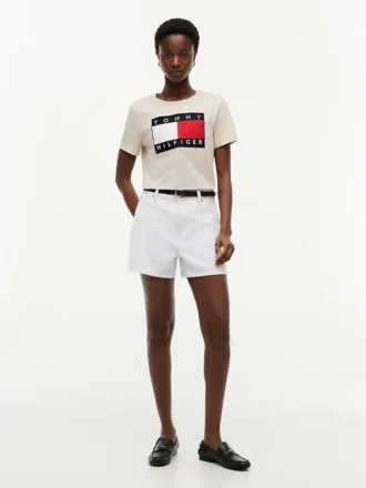 T-shirt com logótipo de bandeira grande