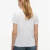 T-shirt com logótipo de bandeira grande