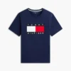 T-shirt com logótipo de bandeira grande T-shirt com logótipo de bandeira grande