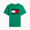 T-shirt com logótipo de bandeira grande T-shirt com logótipo de bandeira grande