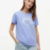 T-shirt com logótipo de folha de louro em folha metálica T-shirt com logótipo de folha de louro em folha metálica