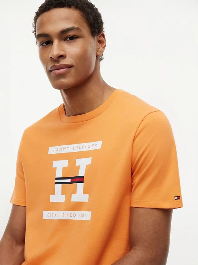 T-shirt com logótipo H T-shirt com logótipo H