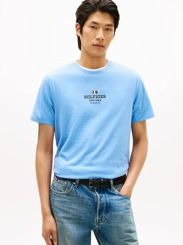 T-shirt com logótipo Hilfiger T-shirt com logótipo Hilfiger
