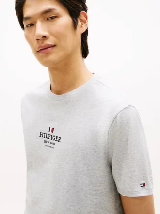 T-shirt com logótipo Hilfiger