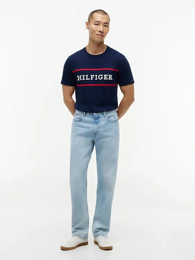 T-shirt com logótipo Hilfiger T-shirt com logótipo Hilfiger
