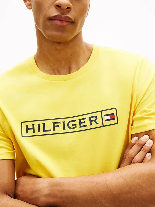 T-shirt com logótipo Hilfiger T-shirt com logótipo Hilfiger