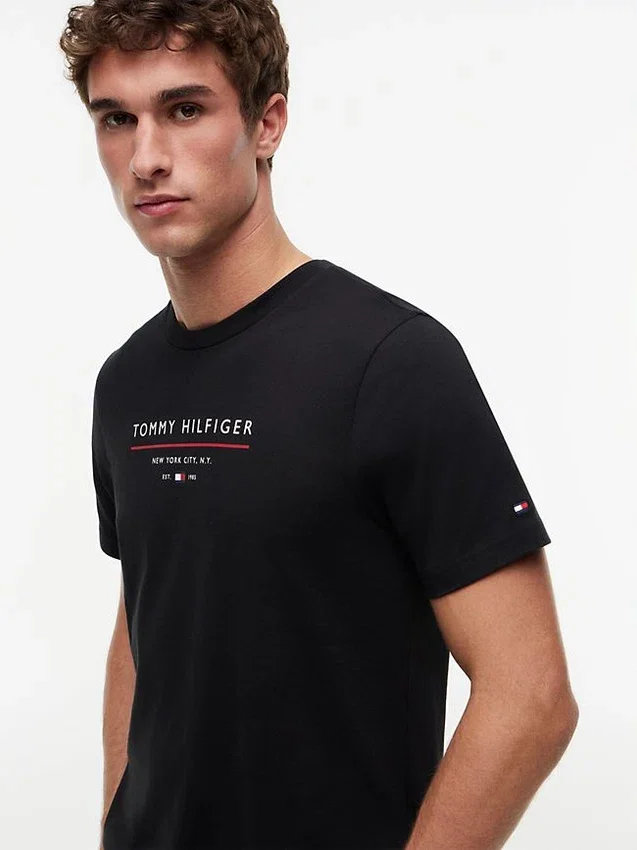 T-shirt com logótipo Hilfiger T-shirt com logótipo Hilfiger