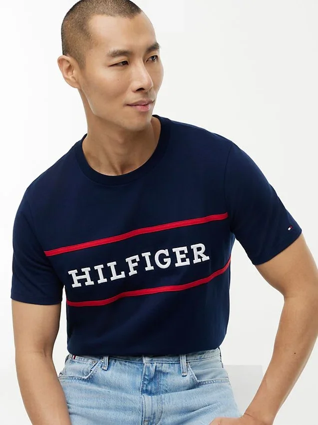 T-shirt com logótipo Hilfiger T-shirt com logótipo Hilfiger