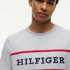 T-shirt com logótipo Hilfiger T-shirt com logótipo Hilfiger