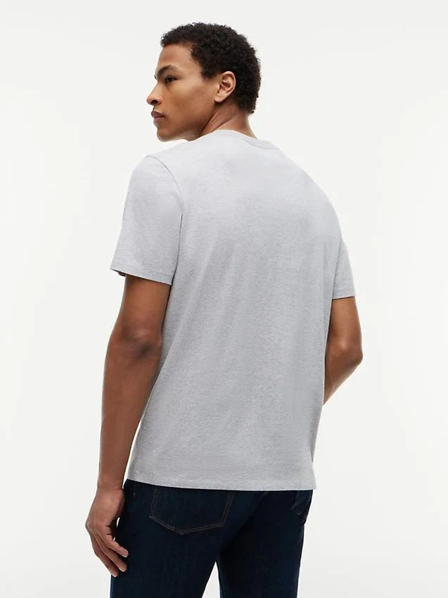 T-shirt com logótipo Hilfiger T-shirt com logótipo Hilfiger