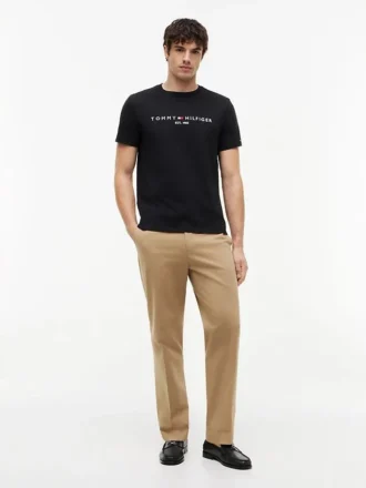 T-shirt com logótipo Tommy bordado