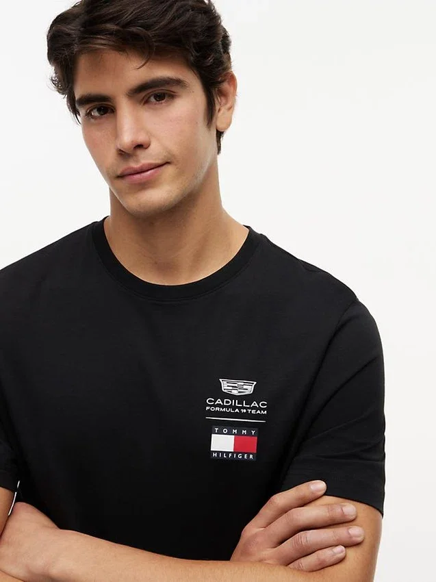 T-shirt com logótipo Tommy x Cadillac F1® Team T-shirt com logótipo Tommy x Cadillac F1® Team