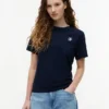 T-shirt com monograma bordado