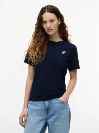 T-shirt com monograma bordado