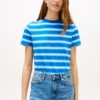T-shirt com monograma bordado