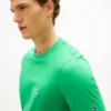 T-shirt com monograma bordado