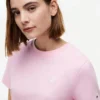 T-shirt com monograma bordado