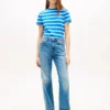 T-shirt com monograma bordado