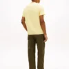 T-shirt com monograma bordado