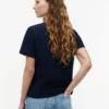 T-shirt com monograma bordado