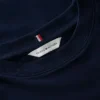 T-shirt com monograma bordado
