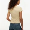 T-shirt com monograma em letra cursiva e corte justo