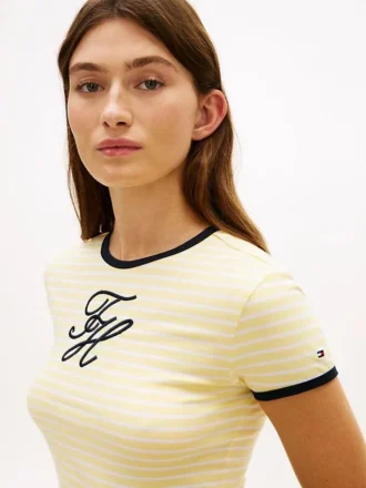T-shirt com riscas e monograma bordado