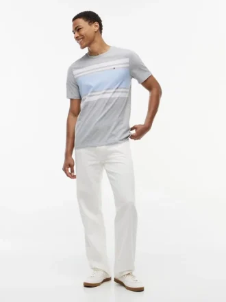 T-shirt com riscas em blocos