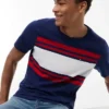 T-shirt com riscas em blocos T-shirt com riscas em blocos