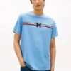 T-shirt com riscas H exclusivas T-shirt com riscas H exclusivas