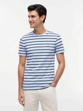 T-shirt de algodão elástico com riscas extra-justa