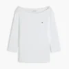 T-shirt de corte justo com decote em barco T-shirt de corte justo com decote em barco