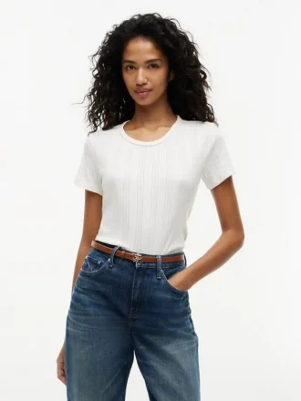 T-shirt de gola redonda com ponto de malha e corte justo