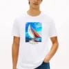T-shirt Hilfiger com estampado fotográfico de vela T-shirt Hilfiger com estampado fotográfico de vela