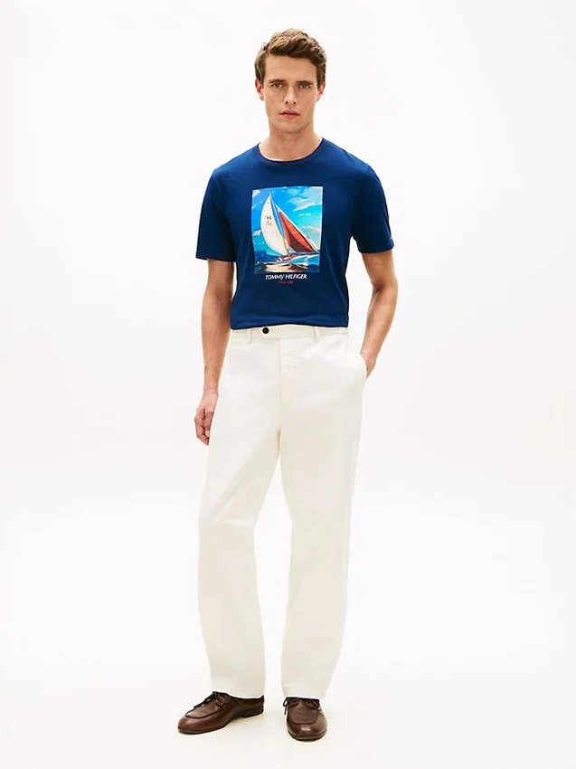 T-shirt Hilfiger com estampado fotográfico de vela T-shirt Hilfiger com estampado fotográfico de vela