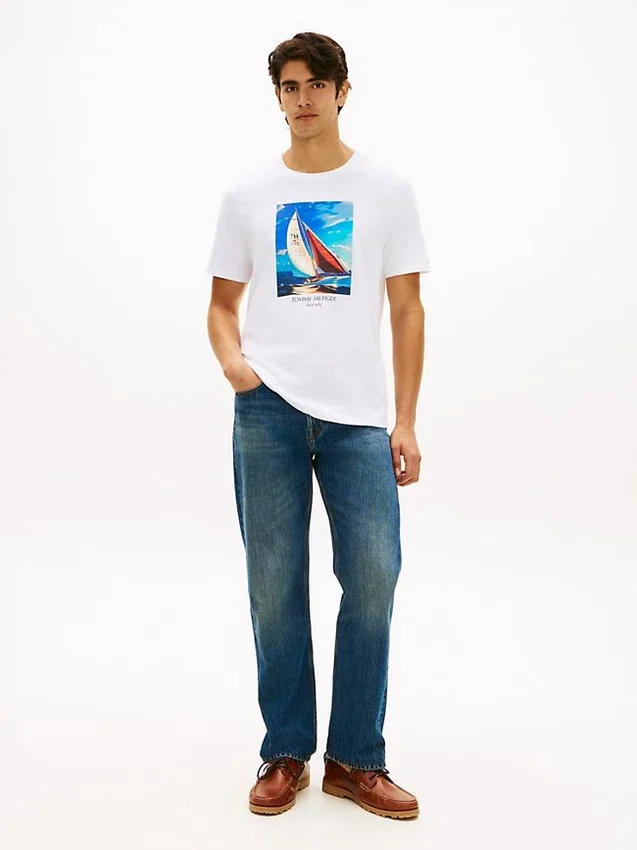 T-shirt Hilfiger com estampado fotográfico de vela T-shirt Hilfiger com estampado fotográfico de vela