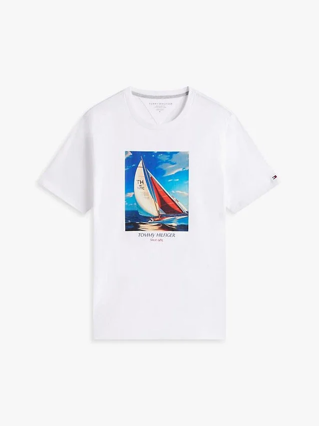 T-shirt Hilfiger com estampado fotográfico de vela T-shirt Hilfiger com estampado fotográfico de vela