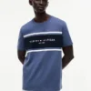 T-shirt Hilfiger com logótipo em riscas T-shirt Hilfiger com logótipo em riscas