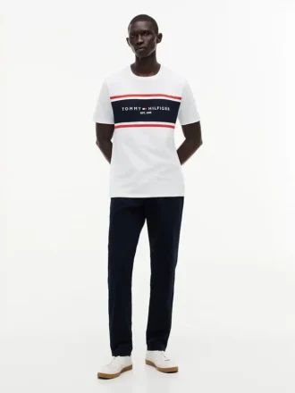 T-shirt Hilfiger com logótipo em riscas