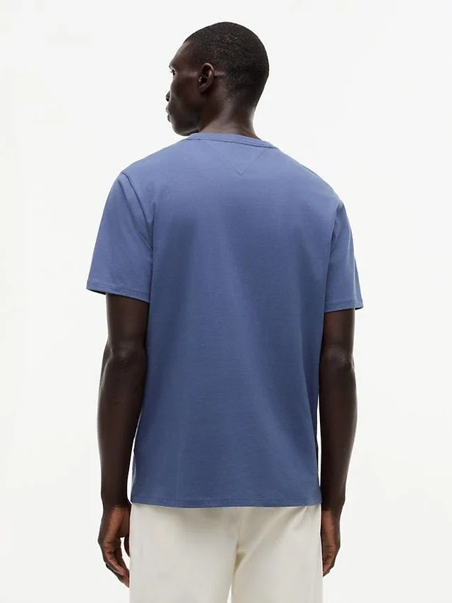 T-shirt Hilfiger com logótipo em riscas T-shirt Hilfiger com logótipo em riscas