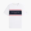 T-shirt Hilfiger com logótipo em riscas T-shirt Hilfiger com logótipo em riscas