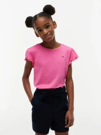 T-shirt infantil com acabamento em folha de alface nas mangas
