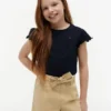 T-shirt infantil com acabamento em folha de alface nas mangas
